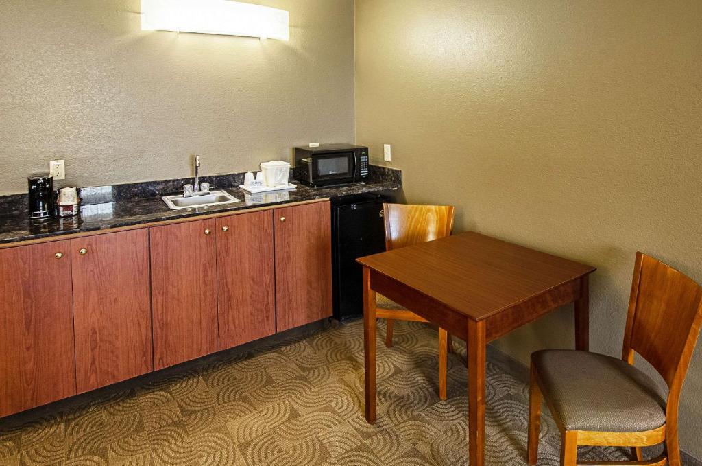 Comfort Inn & Suites Santee Main image 2